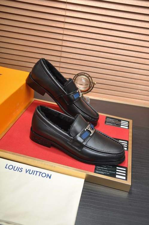 Picture of Louis Vuitton Shoes _SKULVsz38-45mnf075314466
